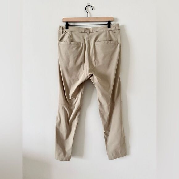 Lululemon Men's Commission Tapered Golf Pant in Tan - Size 32 - Picture 7 of 12